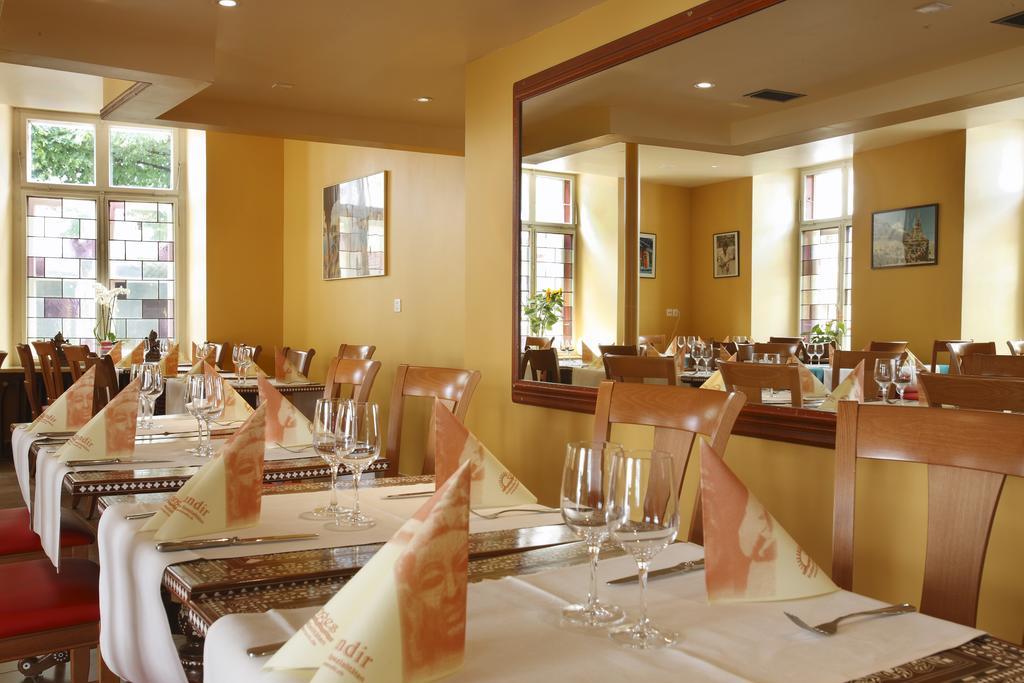 Spalenbrunnen Hotel & Restaurant Basel City Center Exterior foto